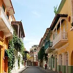 Cartagena de Indias, Mar, historia y diversión !