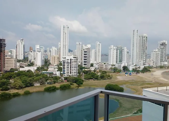 Cartagena de Indias, Mar, historia y diversión !